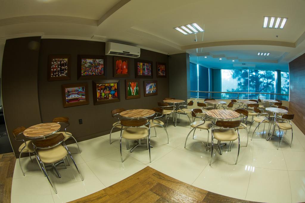 Prix Hotel Passo Fundo Exteriör bild