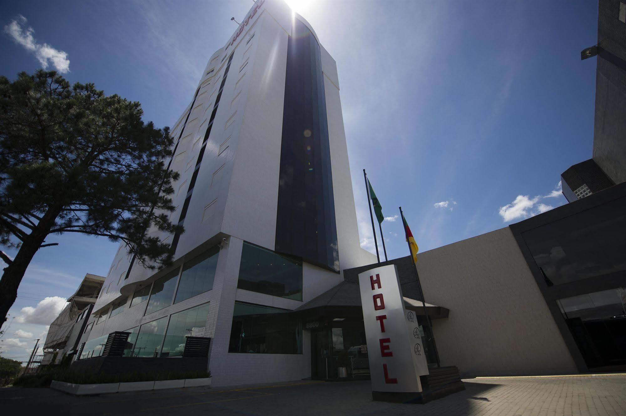 Prix Hotel Passo Fundo Exteriör bild